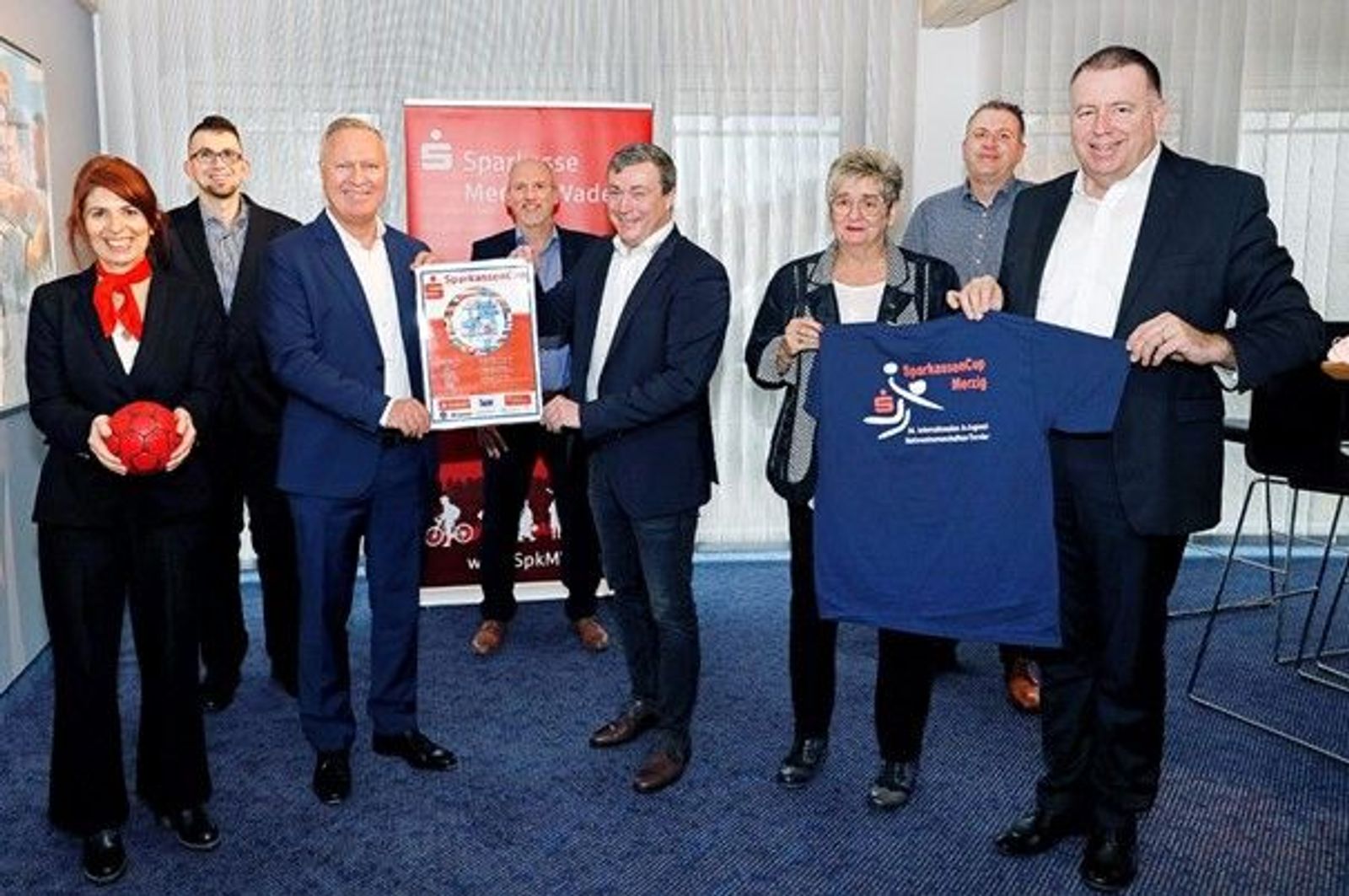 Ein großes Handballfest kehrt zurück: Der 34. SparkassenCup findet vom 27.-29.12.22 in Merzig statt