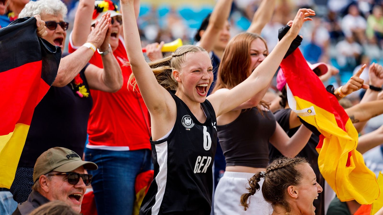 Frauen belohnen eigene Entwicklung mit Bronze