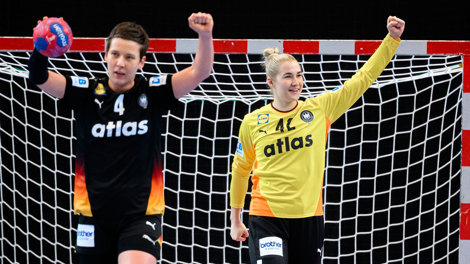 DHB-Frauen deklassieren Schweiz im WM-Test