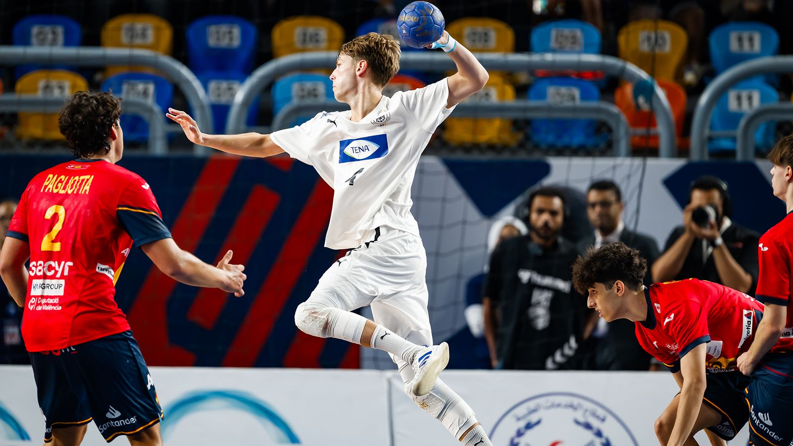 Glücklicher, nicht unverdienter Sieg der männlichen U20 gegen Spanien