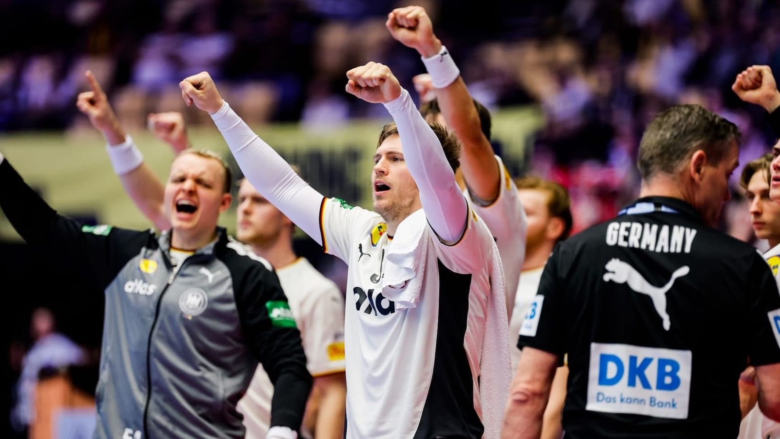 So seht ihr Deutschland gegen Spanien live im TV und Stream