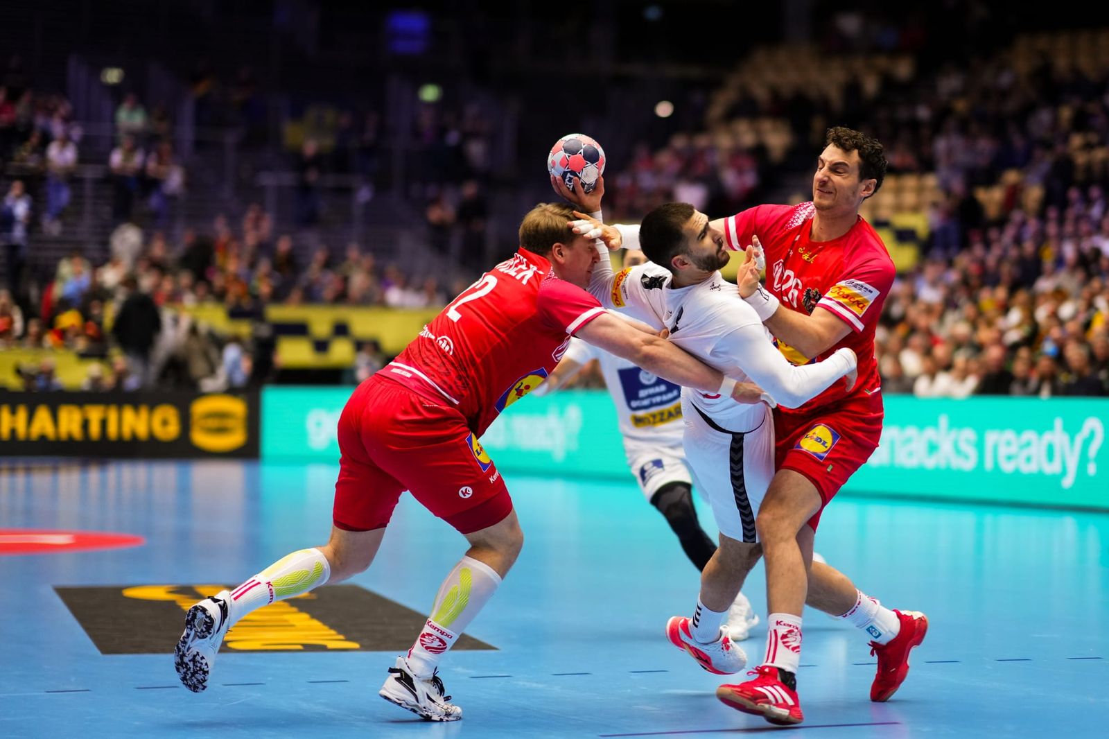 Schützenhilfe für DHB-Team: Österreich schlägt Serbien