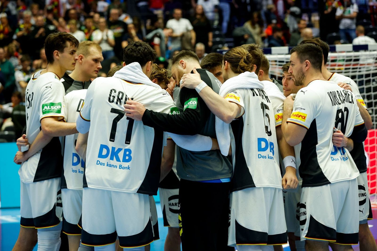 "Finale" gegen Spanien: Handballer kämpfen um EM-Hauptrunde