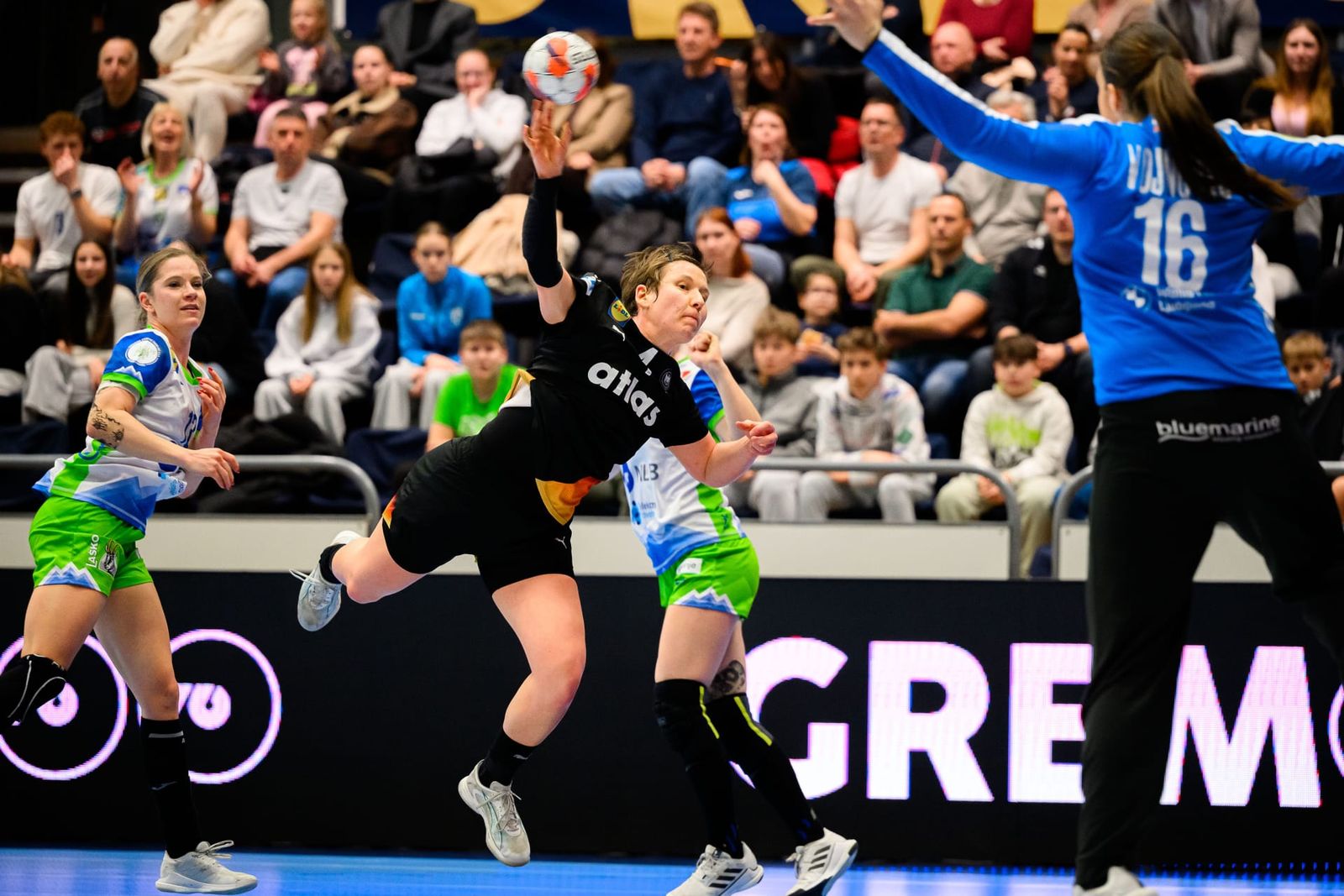 Sieg in Celje: DHB-Frauen weiter auf EM-Kurs