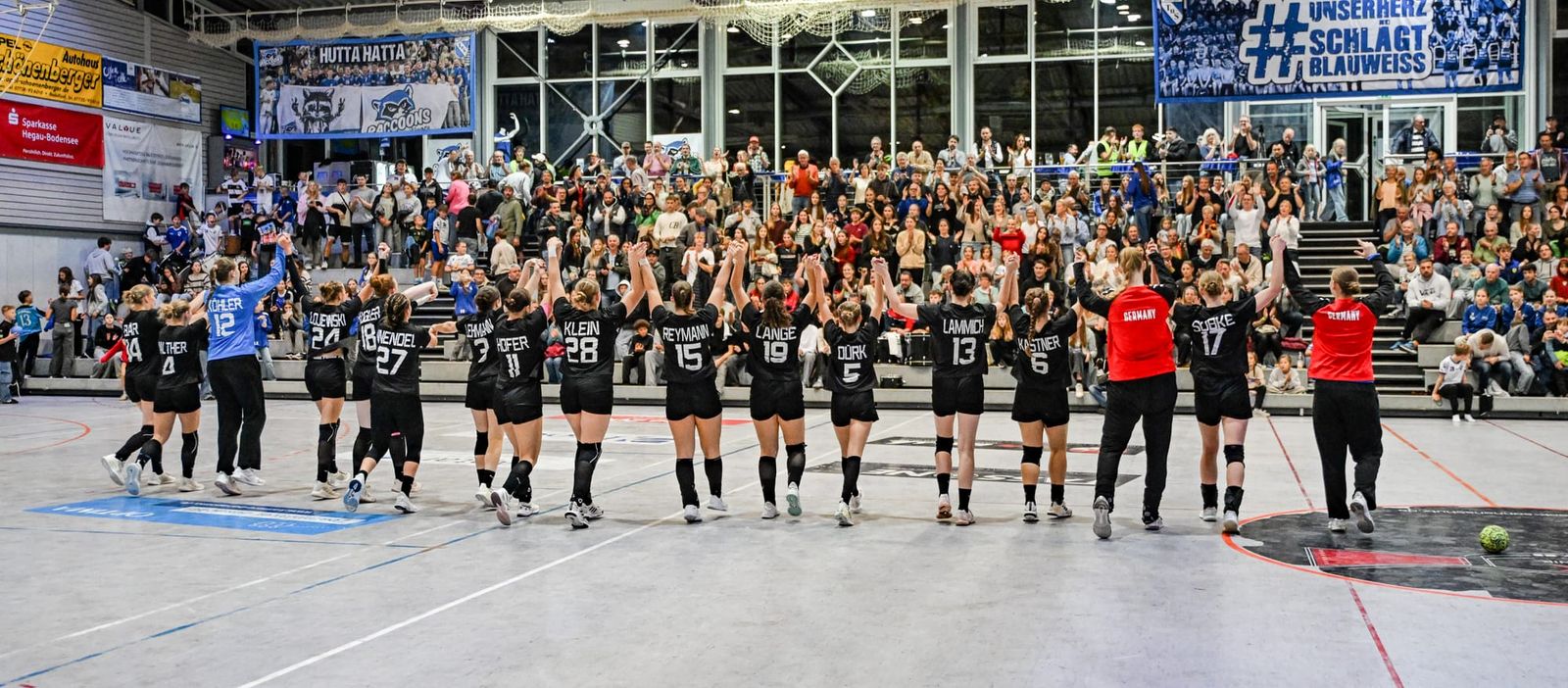 DHB-U18w mit Krimisieg gegen Portugal