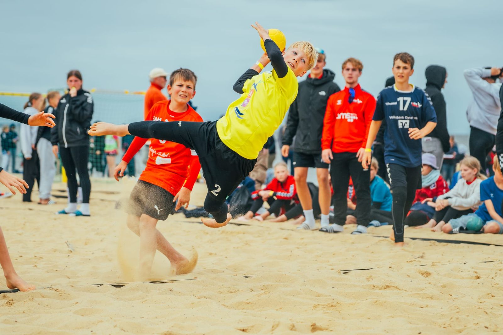 Startschuss für den Beachhandballsommer in Cuxhaven