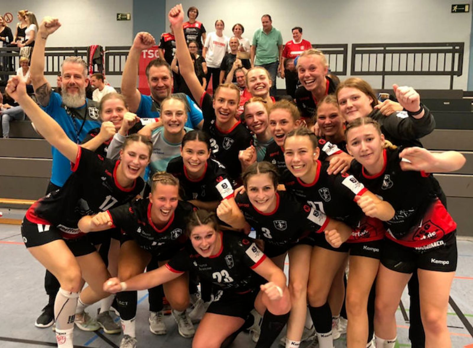 Rostocker Topspielsieg und Düsseldorfer Torbruch