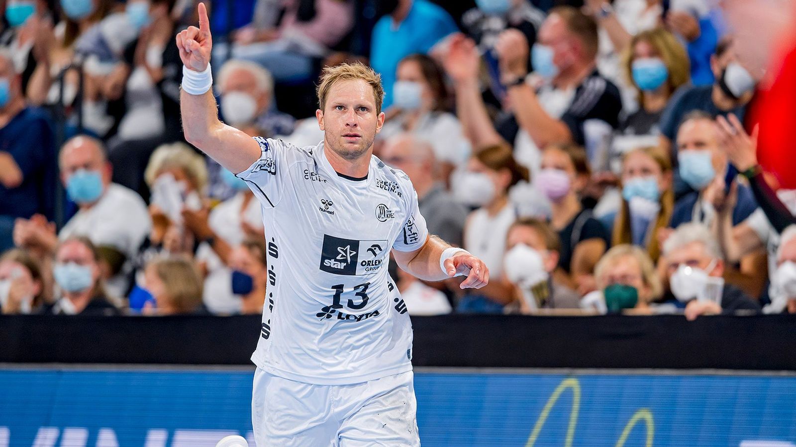 Kiel in Erlangen gefordert, Ostderby in Magdeburg