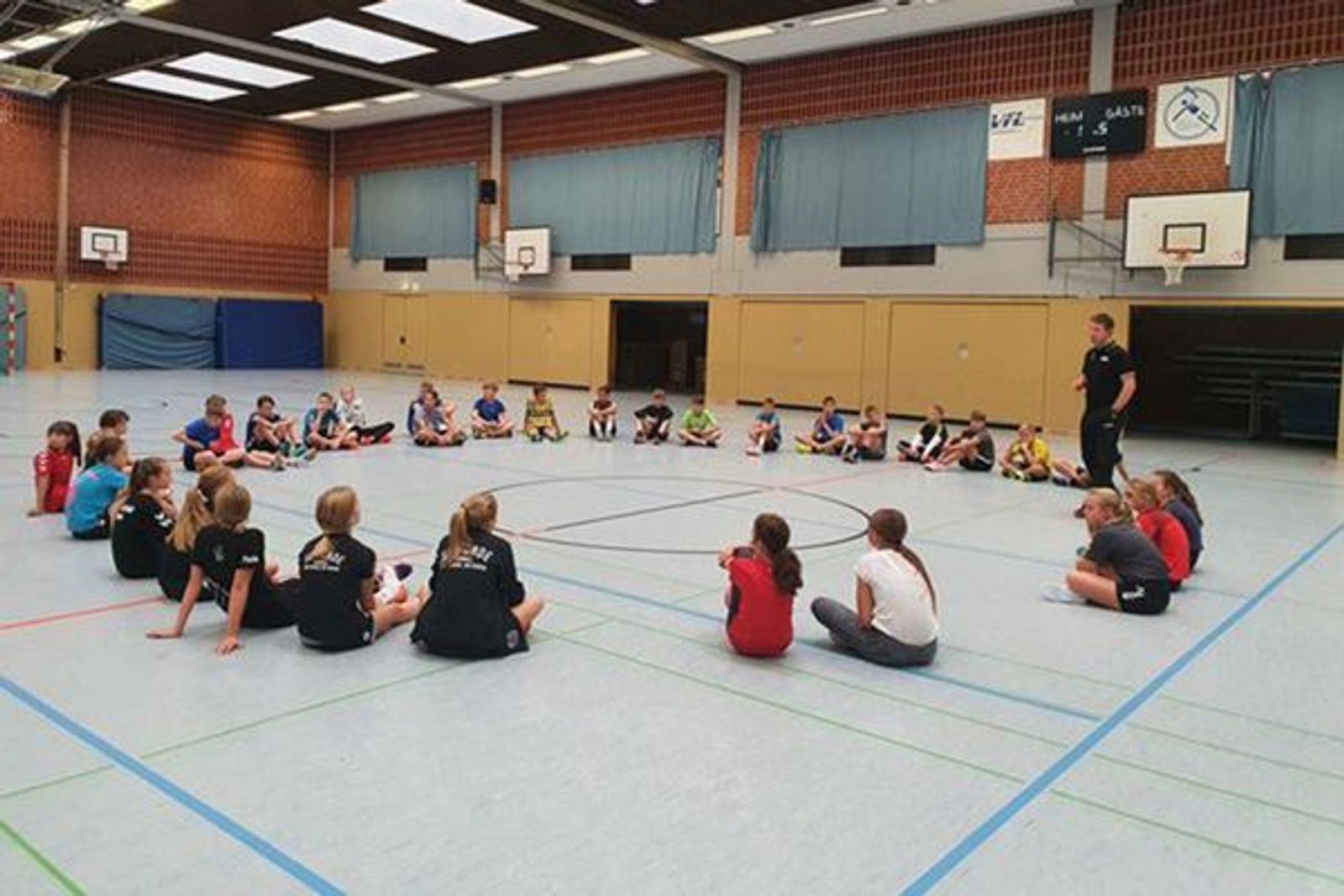 Freie Plätze für Mädchen im Handball-Camp in Stade
