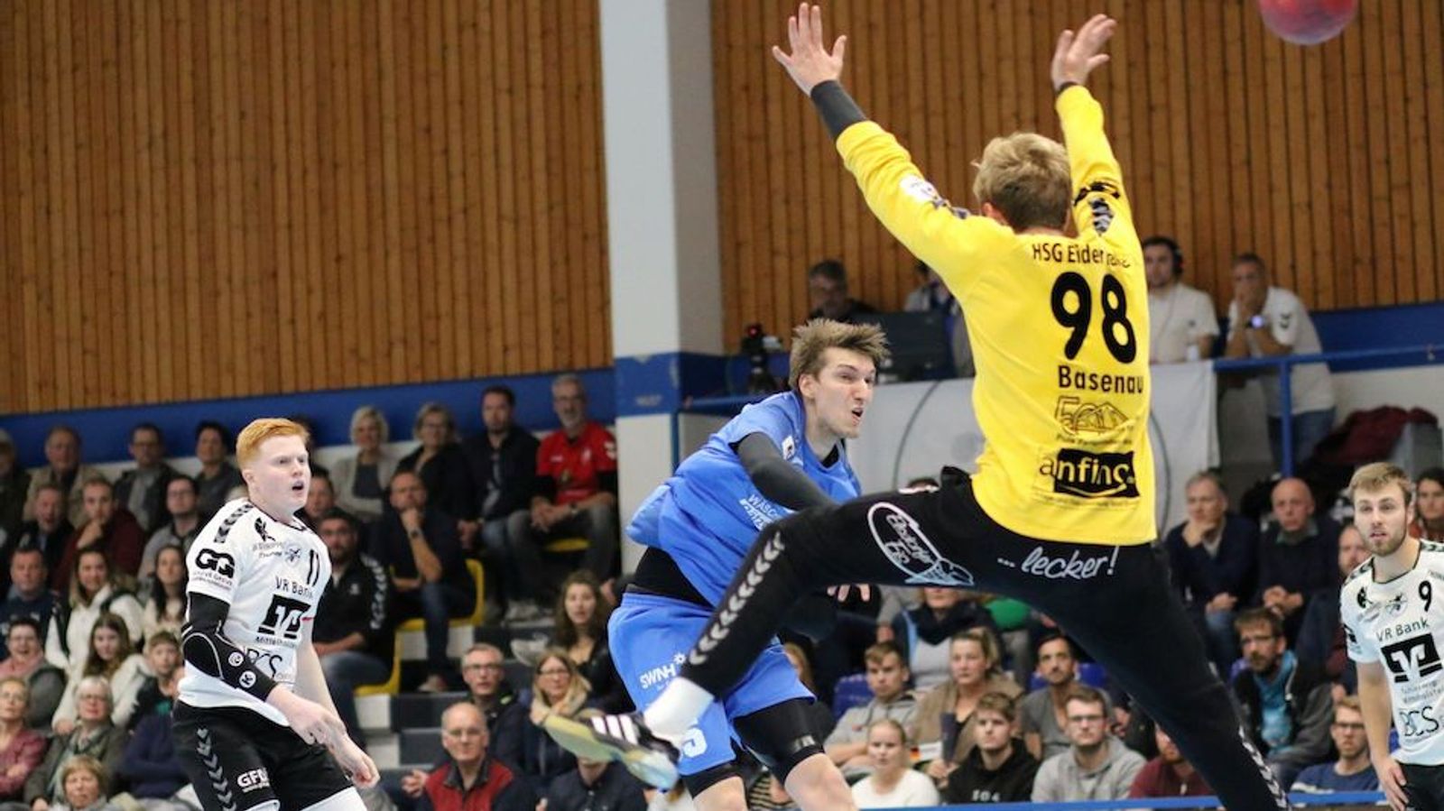 Vinnhorst, Konstanz, die Löwen und Dragons überragen weiterhin