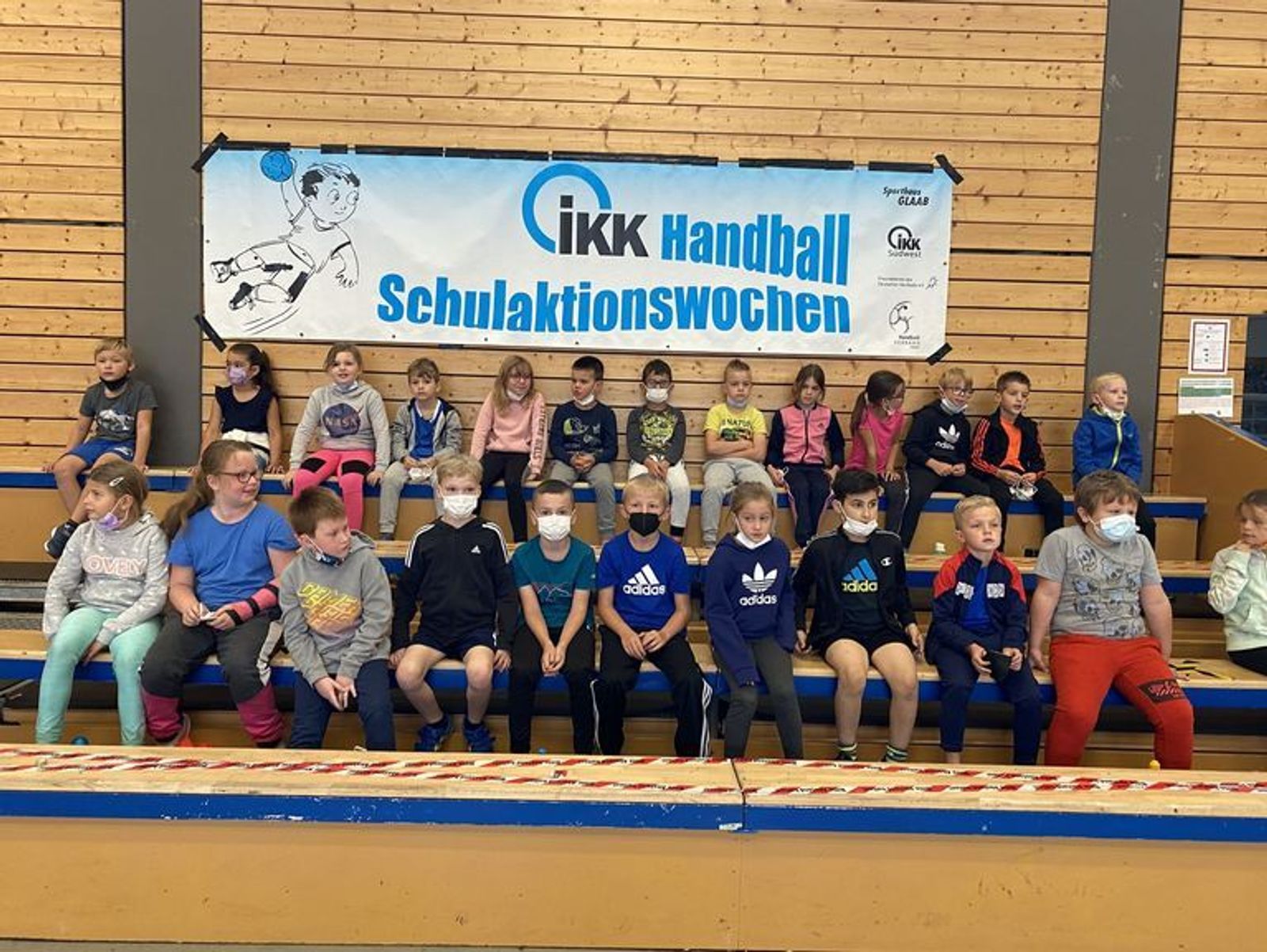IKK Südwest fördert saarländische Handballjugend