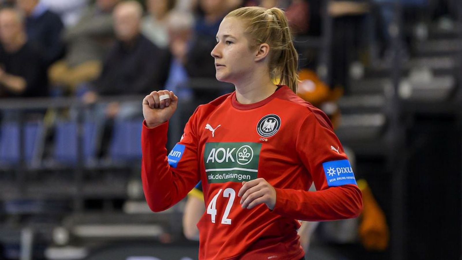 Erst Gold im Sand, jetzt WM-Debüt in der Halle