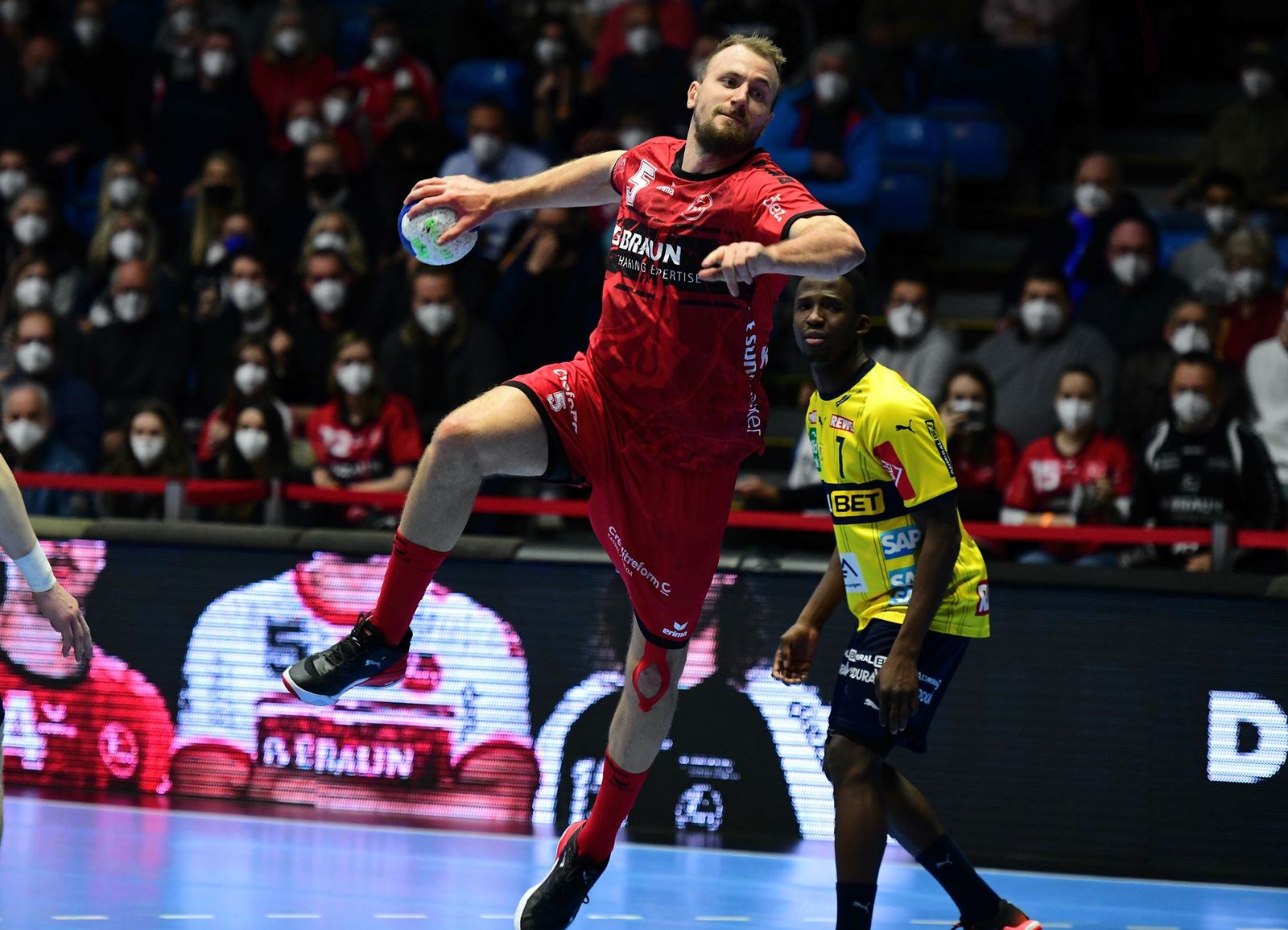 Hamburg verliert Aufsteigerduell verdient - Löwen kassieren nächsten Last-Minute-Treffer