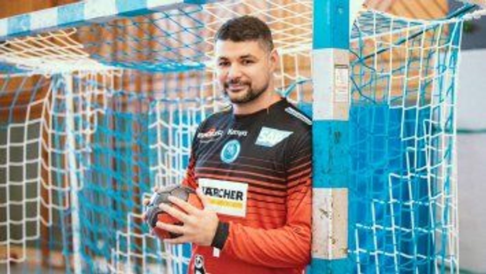 Stuttgart holt Torhüter Pesic