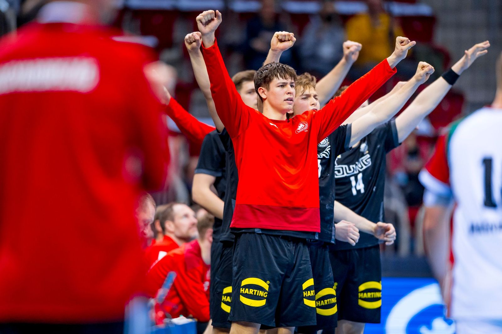 Toller Endspurt vor großer Kulisse