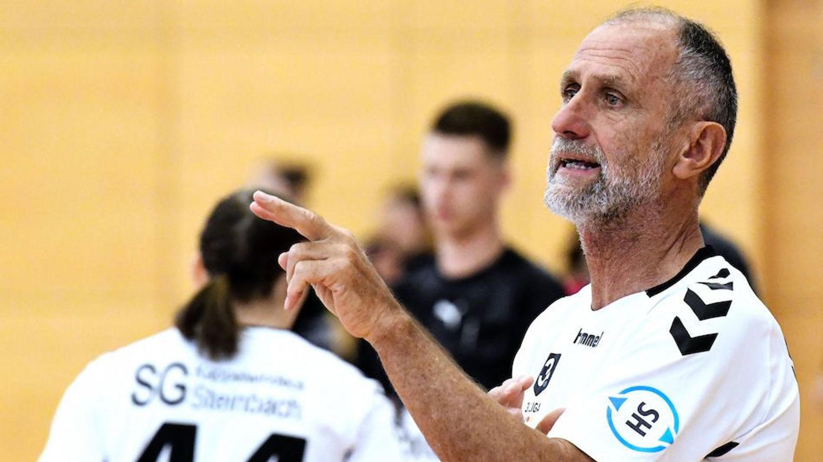 Manz hofft, dass der Knoten platzt