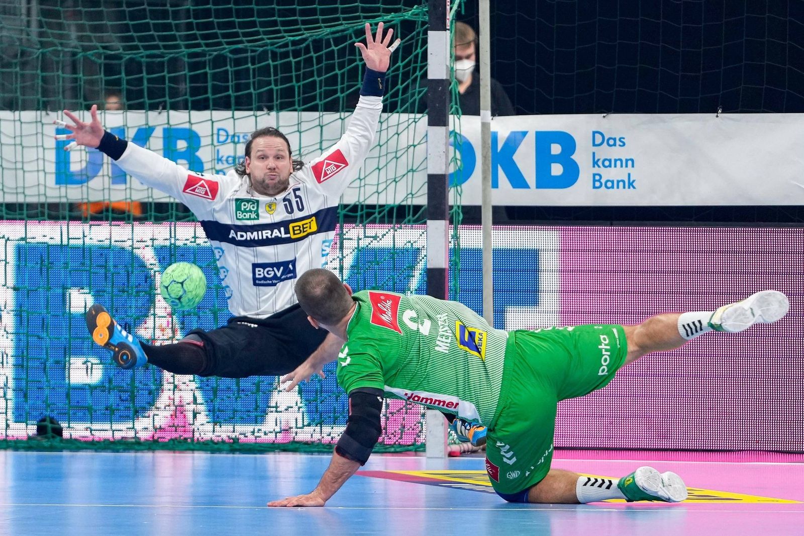 Rhein-Neckar Löwen verlängern mit Torwart-Oldie Katsigiannis