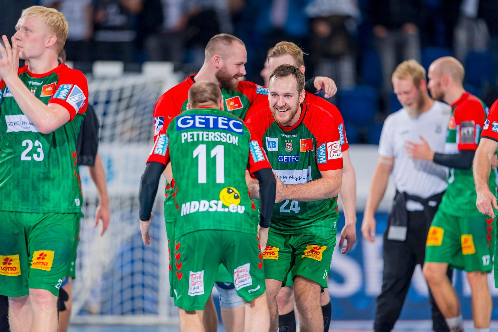 Magdeburg weiter auf Titelkurs - THW bleibt dran