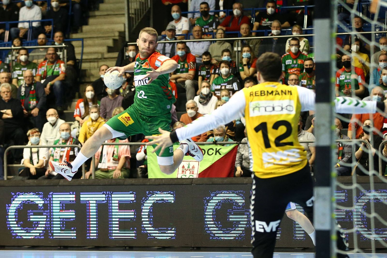 Magdeburg unbeirrt auf Titelkurs