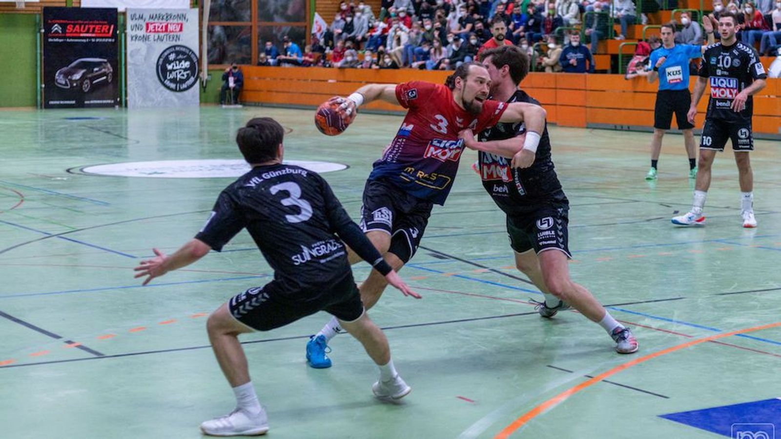 Blaustein und die Unbekannte – Kampf um die Liga startet