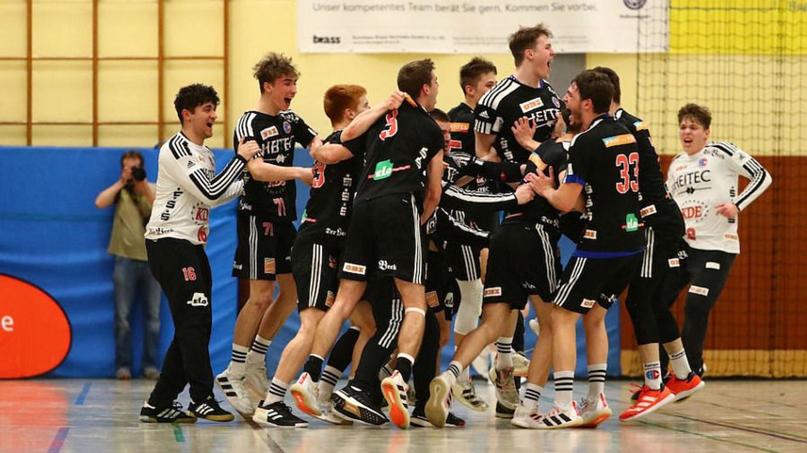 Bartsch wirft Junggallier ins Achtelfinale