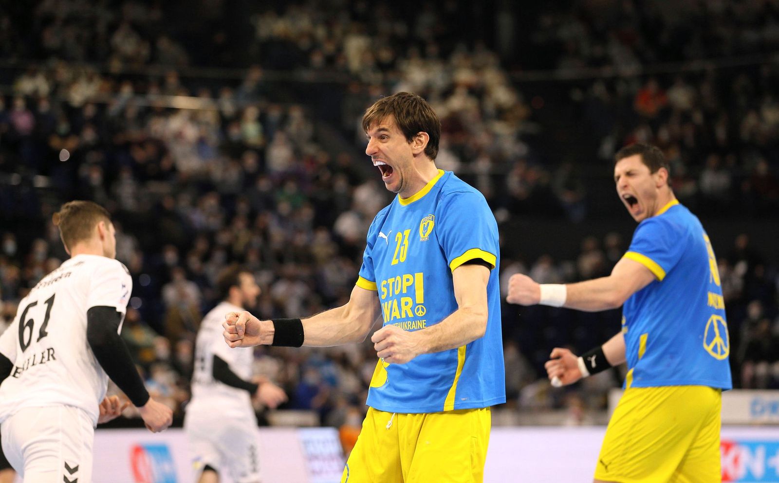 Berlin siegt erstmals in Kiel - THW verabschiedet sich aus Titelkampf