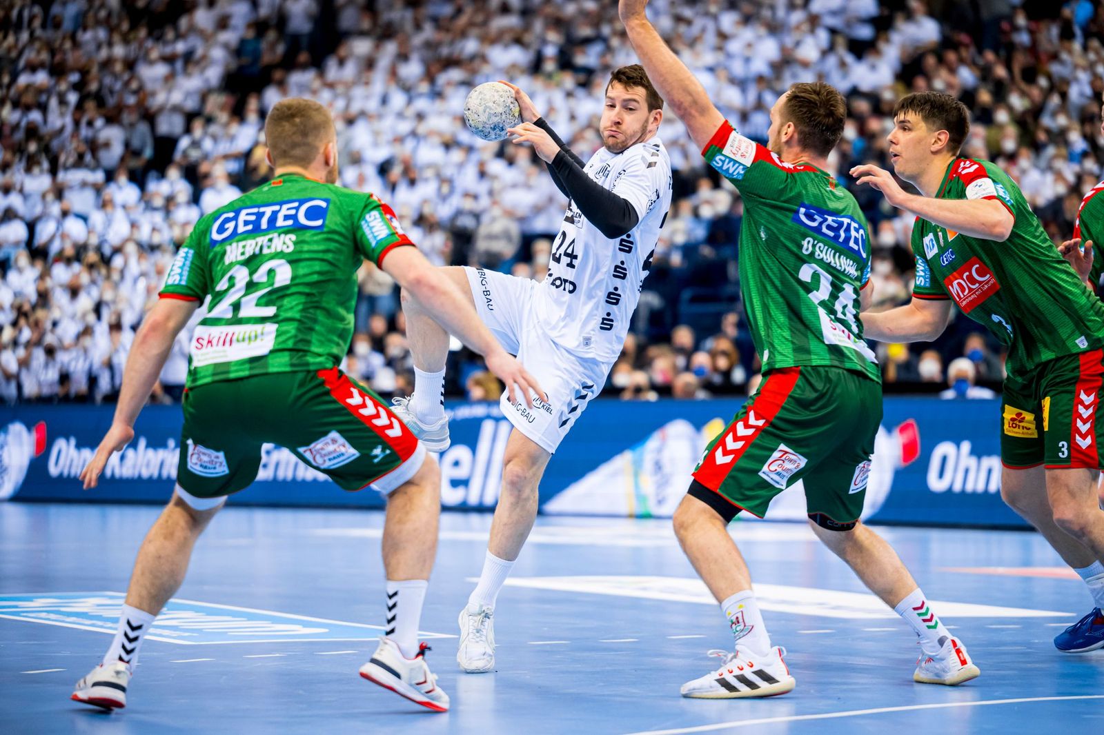 Kiel macht das Dutzend voll: Pokalsieg gegen Magdeburg