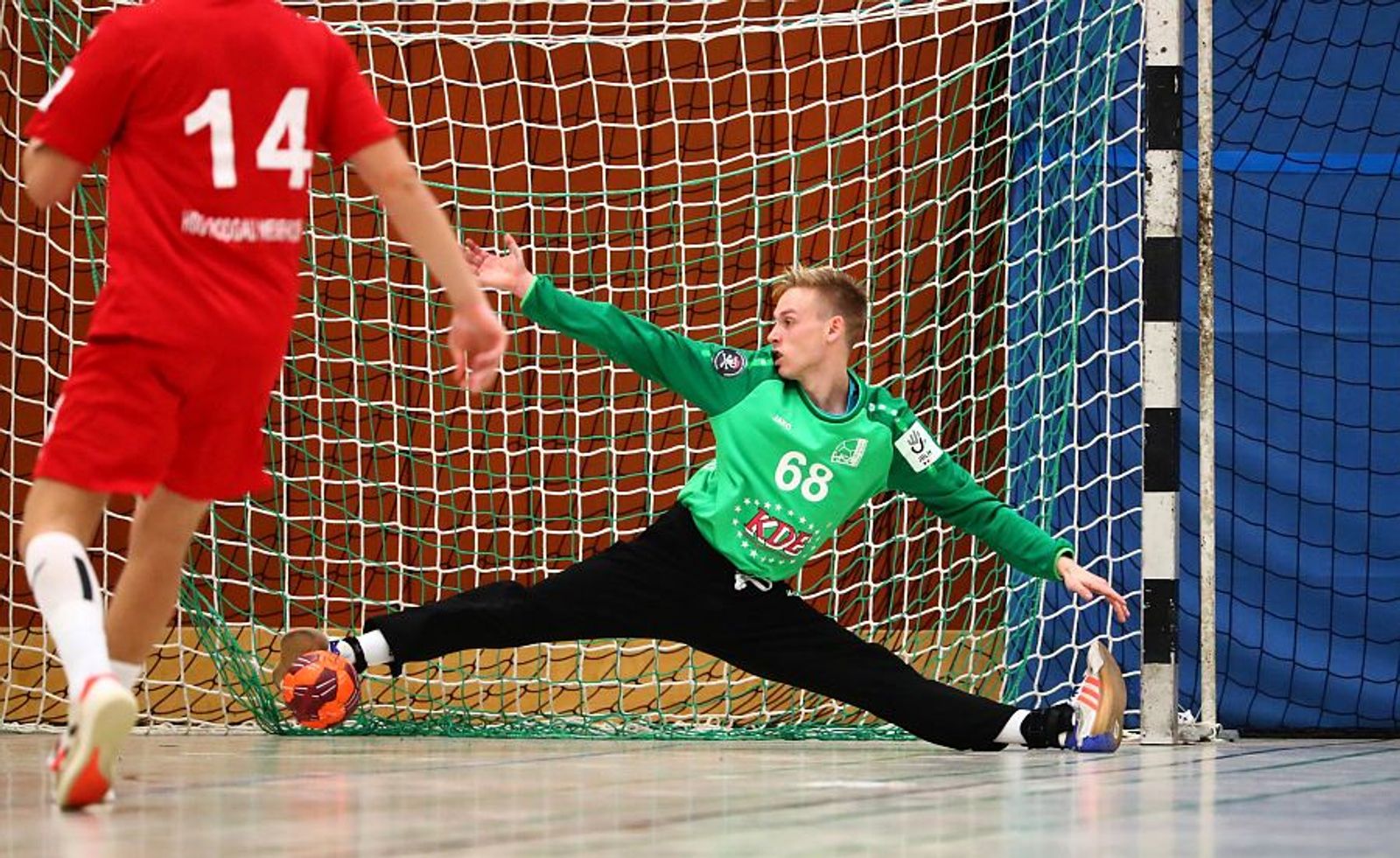 Ohm: Überwältigende Rückkehr ins alte Kinderzimmer