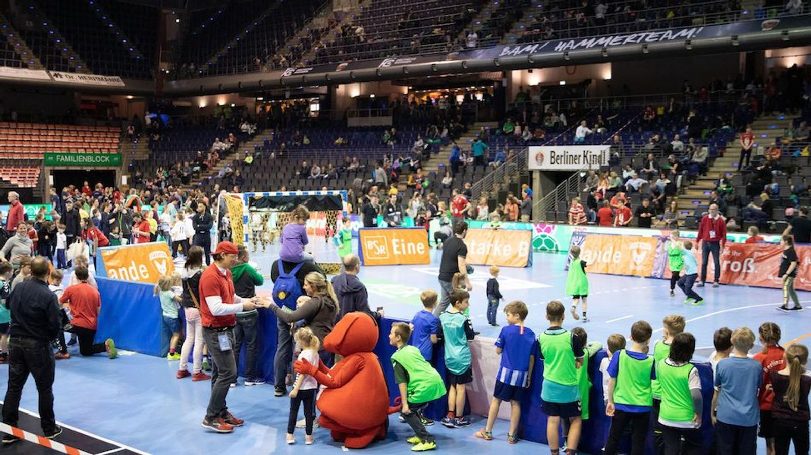 Tag des Kinderhandballs am Pfingstsonntag