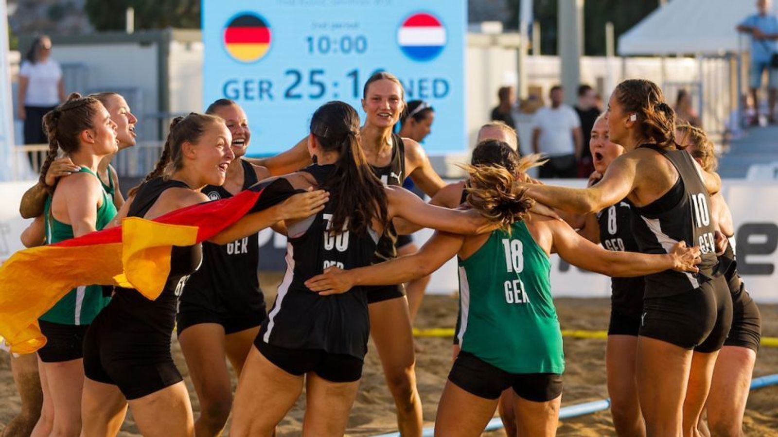 Finale! Frauen spielen gegen Spanien um den WM-Titel