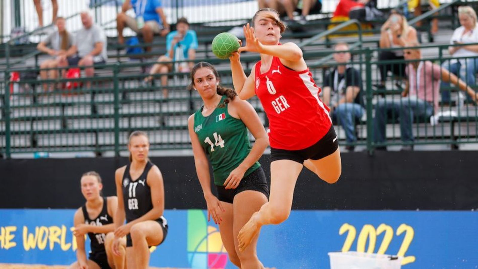 Vorzeitiger Halbfinaleinzug nach Sieg über Norwegen