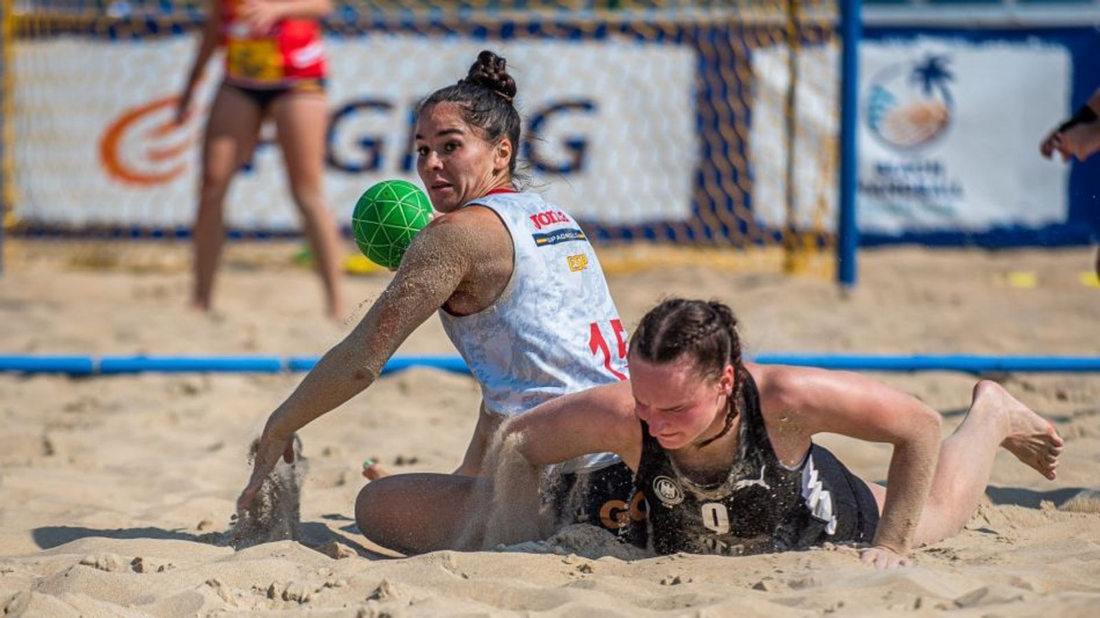 Vorzeitiger Finaleinzug der Männer – Frauen im Shoot-Out-Pech