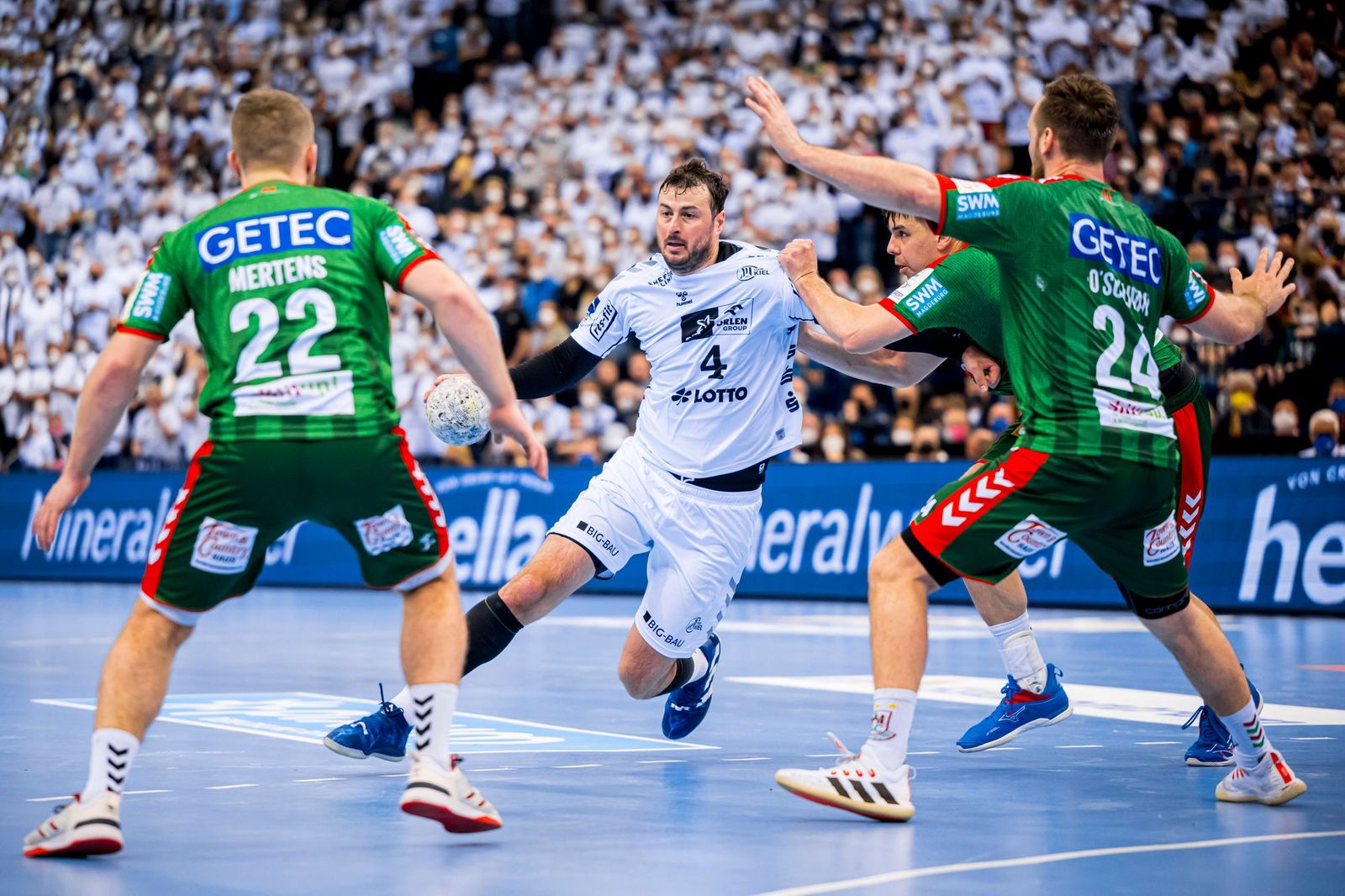 Meister Magdeburg und Pokalsieger Kiel starten mit Heimspielen