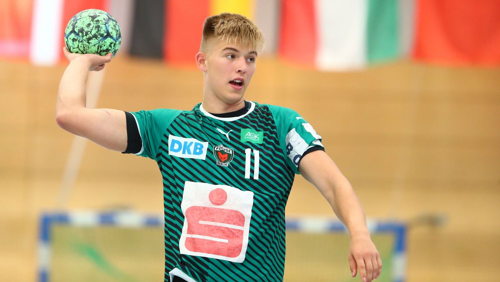 Kühn wirft Füchse zum Sieg