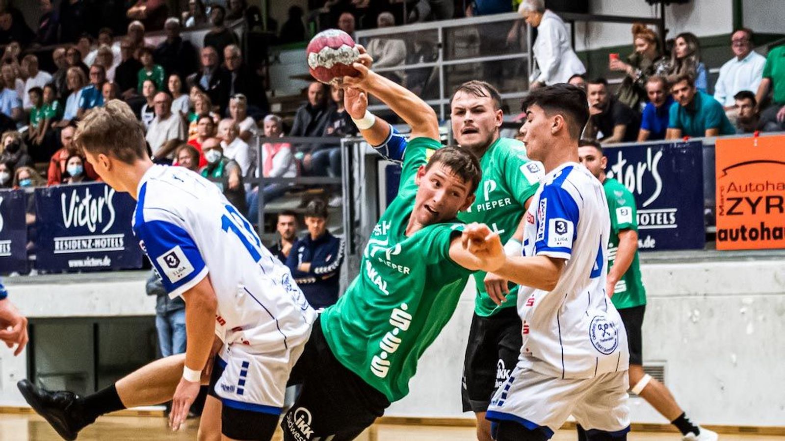 Saarlouis bittet Hanau im „Hexenkessel“ zum Spitzenspiel