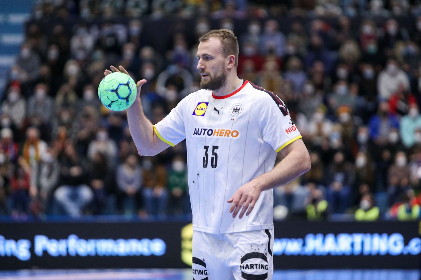 Monatelange Pause: Nationalspieler Kühn erleidet Knöchelbruch