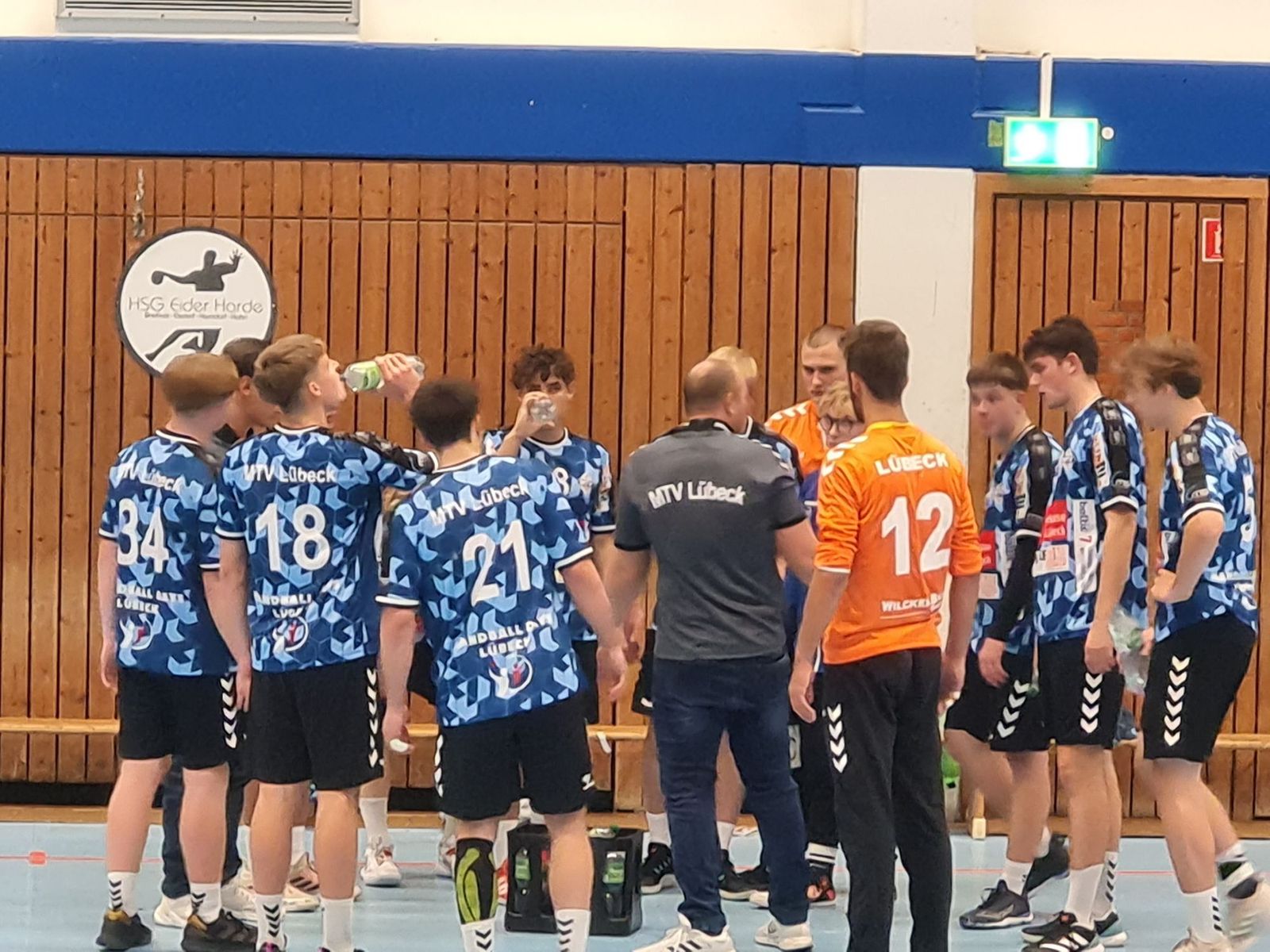 Mit voller Kapelle die großen Namen ärgern