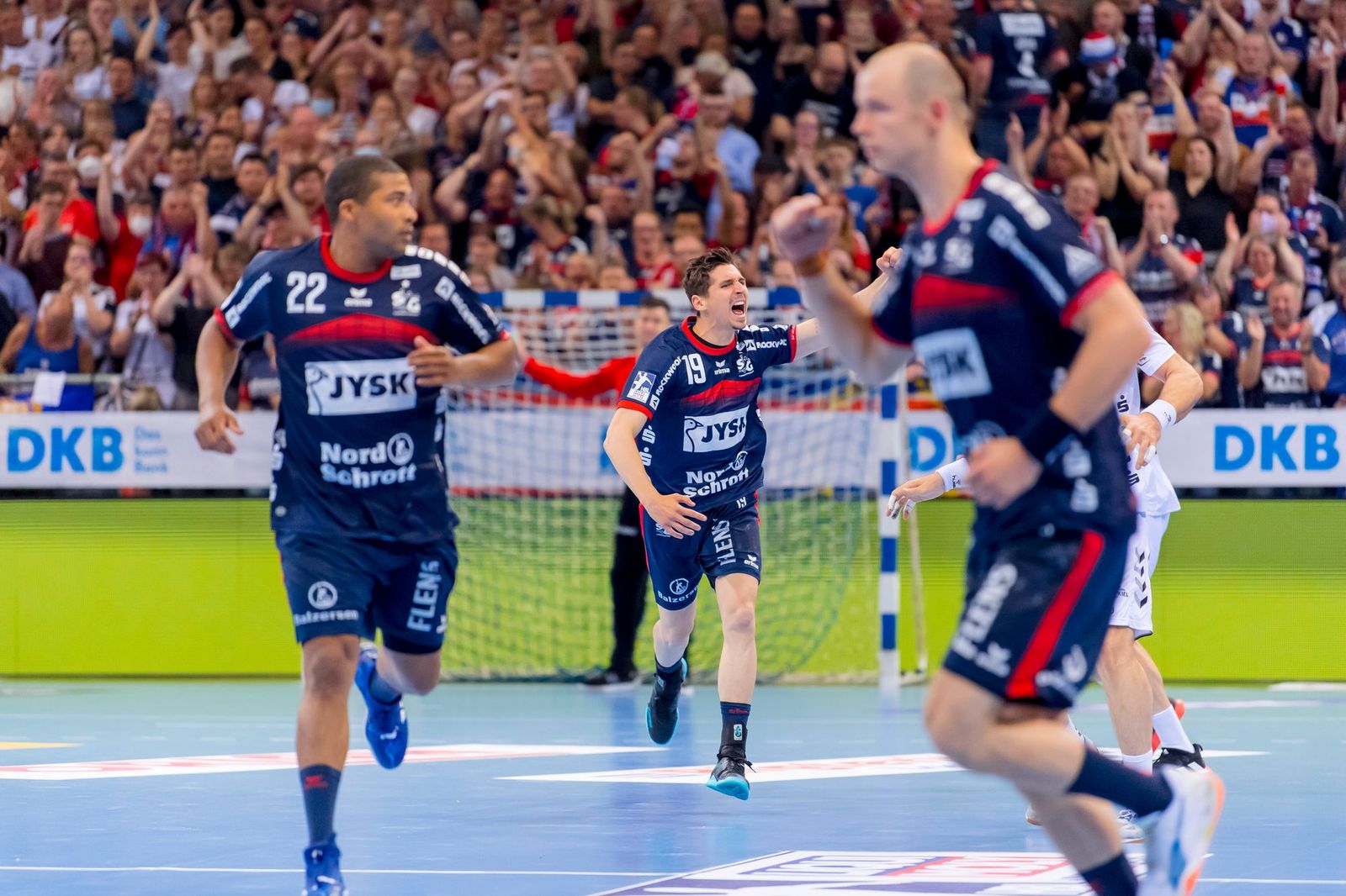 DHB-Pokal: Flensburg besiegt Füchse