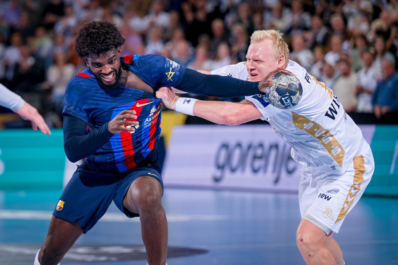 Kieler Remis gegen Barcelona - Magdeburg schlägt Porto