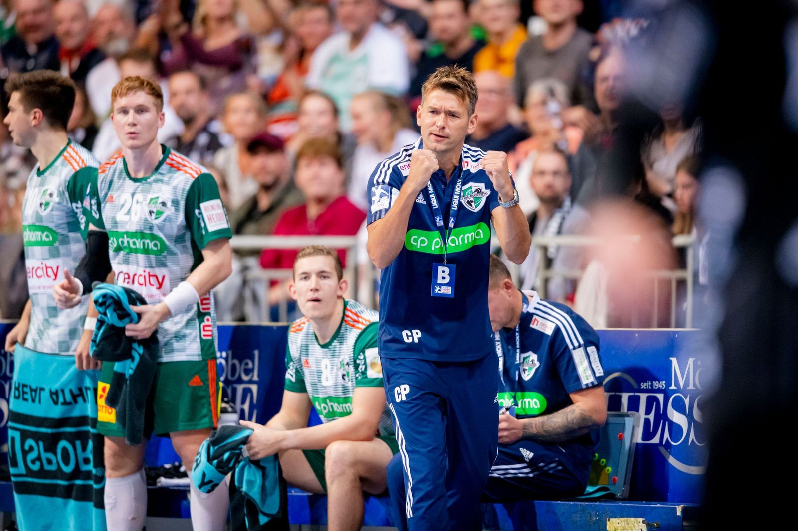 Hannover bindet Trainer Prokop bis 2025