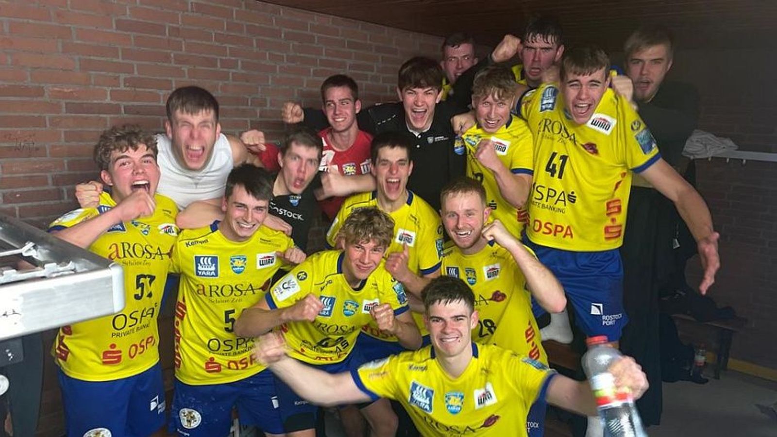 Hamburg liegt 48 Minuten zurück, gewinnt aber