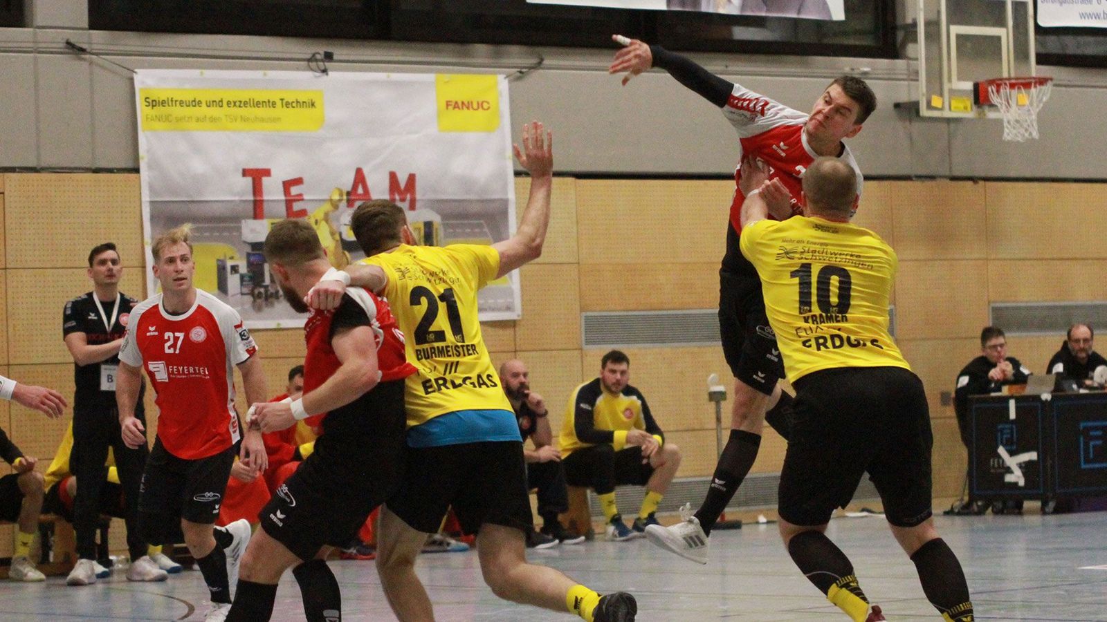 Kuriose Süd-Staffel – West-Duo zieht an der Spitze davon