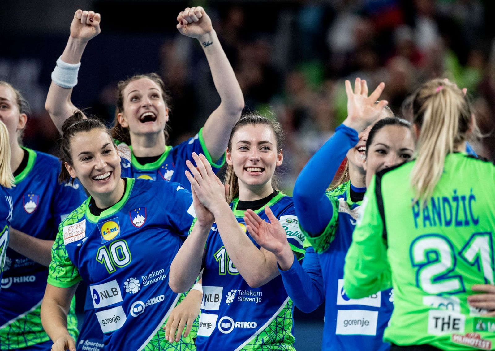 Slowenien und Dänemark starten erfolgreich in EM-Hauptrunde