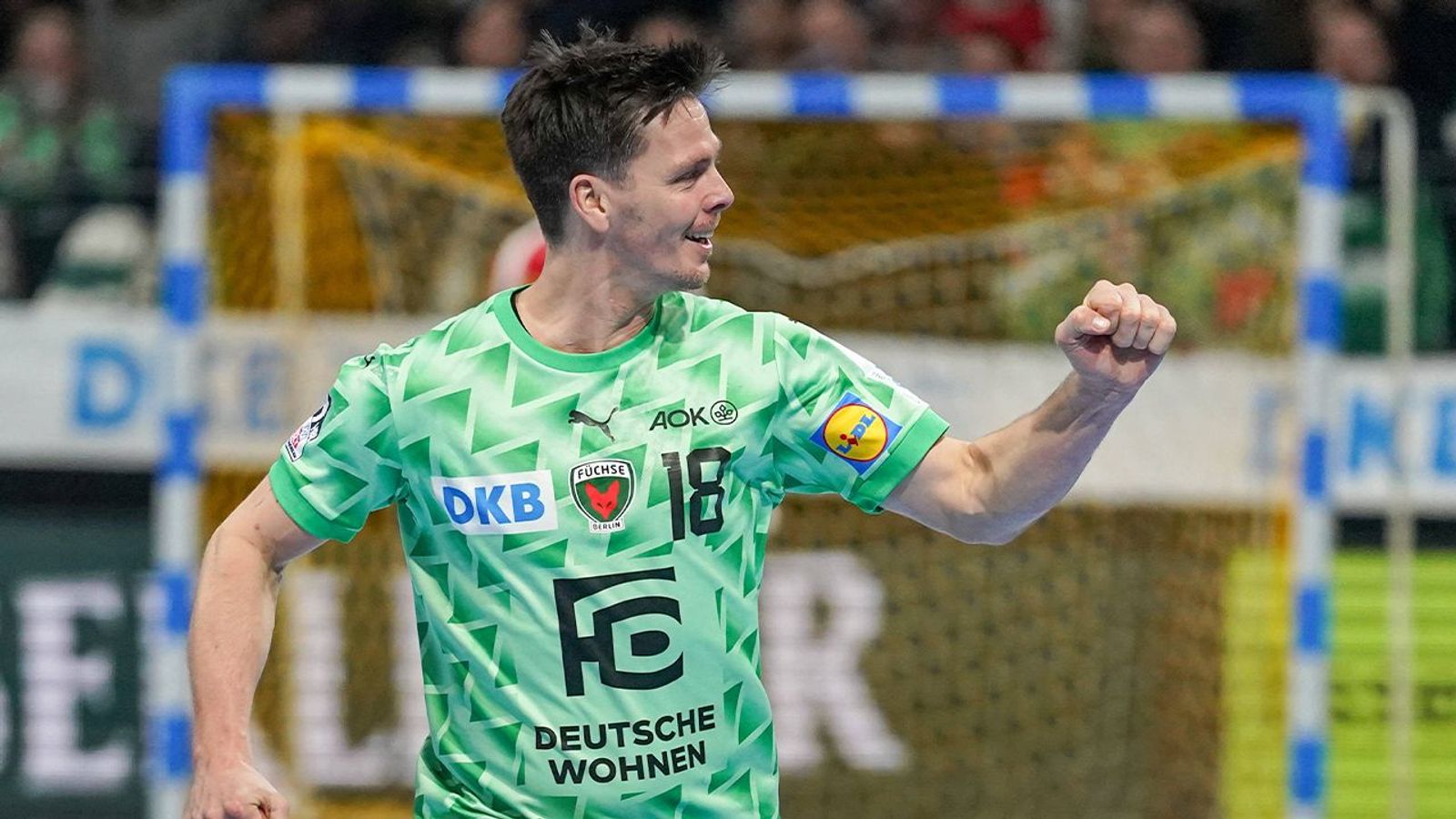 Füchse überwintern an der Spitze - Lindberg überholt Christiansen