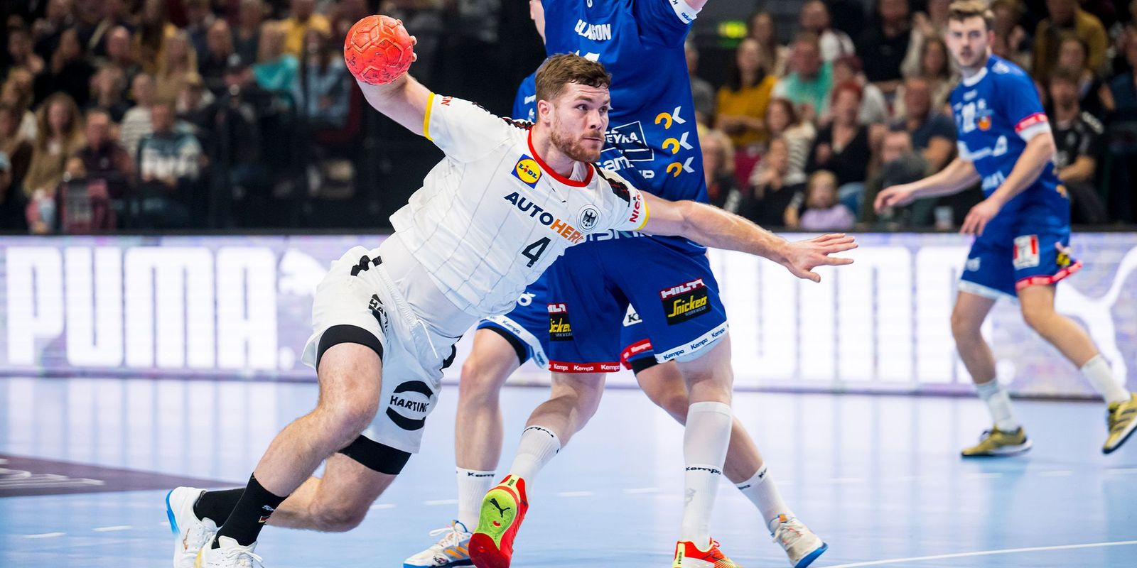 Knappe Niederlage im WM-Test