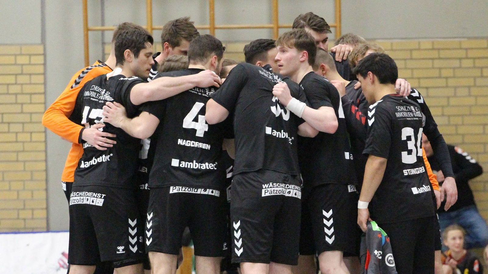 Giganten-Duelle um die Spitze im Osten, Süden und Westen