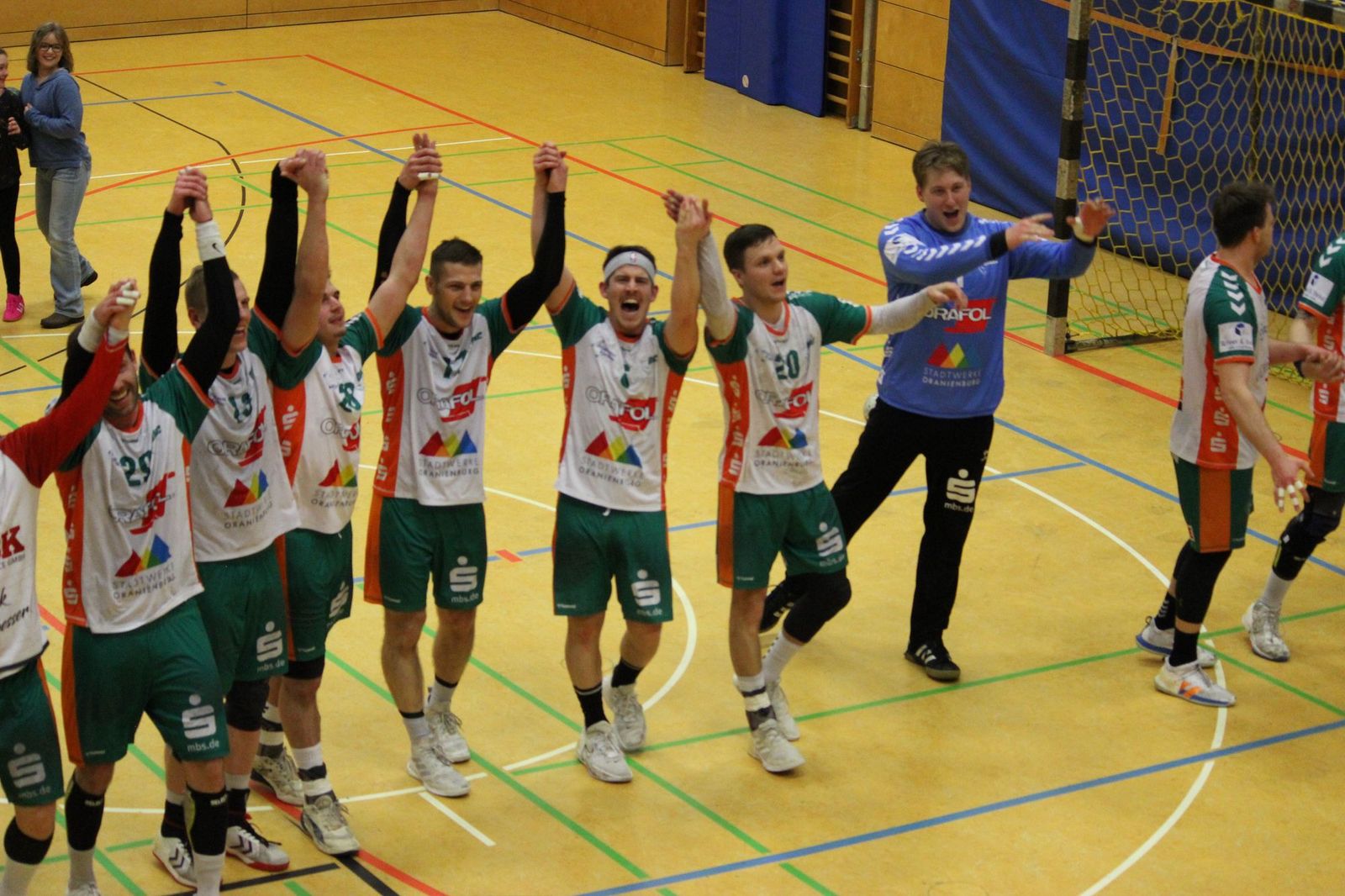 3. Liga: Siegtor von Max Bauer per Kempa in der Schlusssekunde