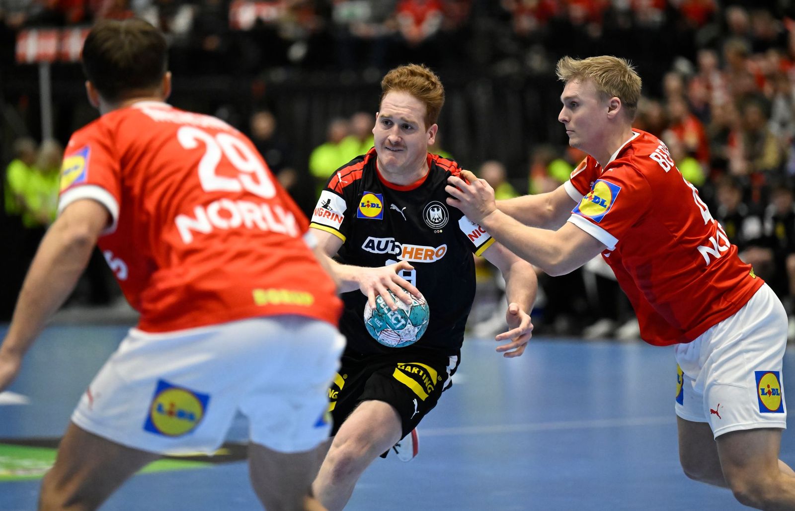 Dämpfer in Dänemark: Handballer verlieren gegen Weltmeister