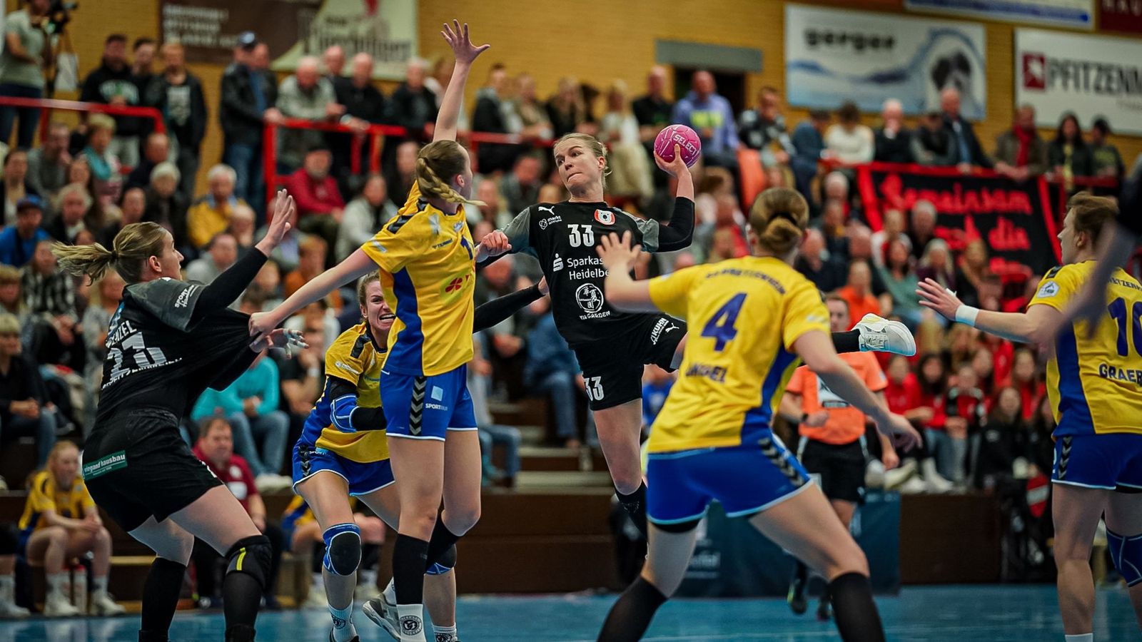 Grandiose Stimmung beim Derbysieg