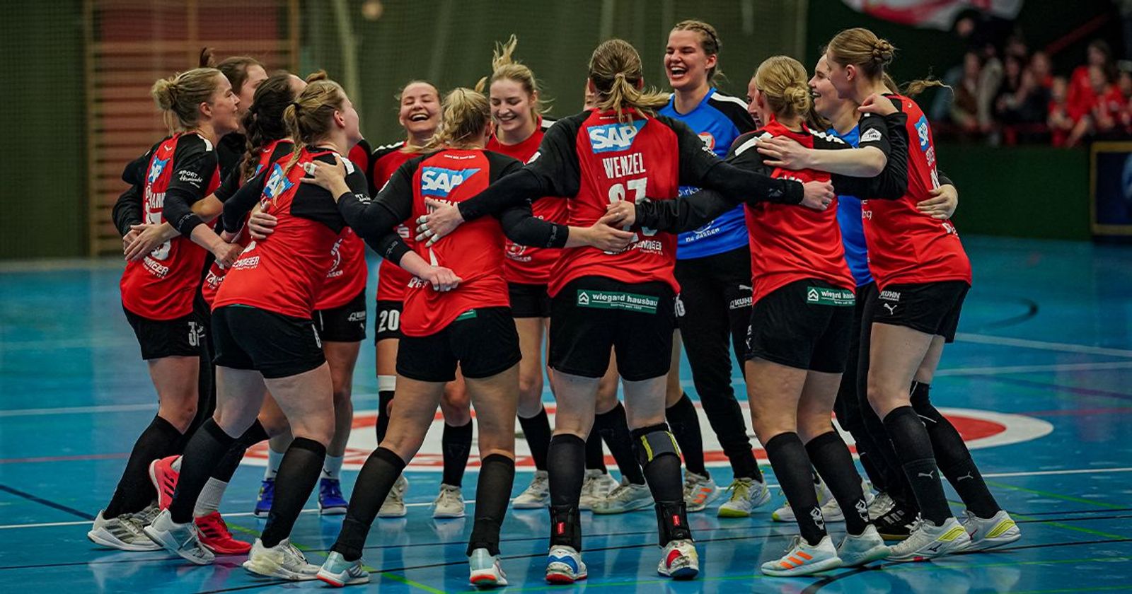 Arbeitssieg vor toller Kulisse